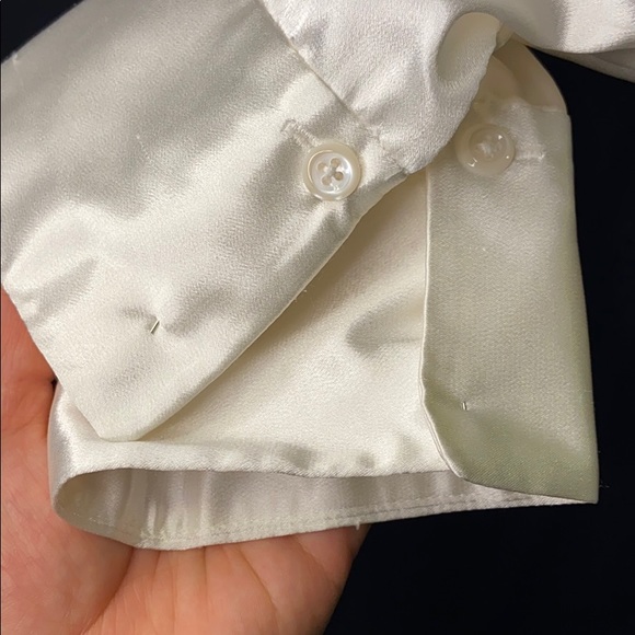 Elegant - Silky button up - Picture 5 of 6